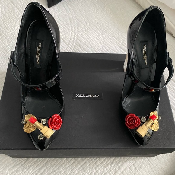 Dolce & Gabbana Shoes - Dolce & Gabbana heals, state-of-the-art heal. One of a kind,cute black Maryjanes